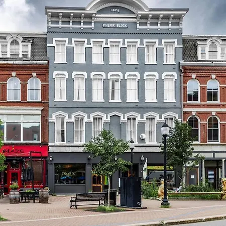 Dtwn Bangor, Historic Hotel, Coffee Shop In Building, Room # 105 Exterior photo