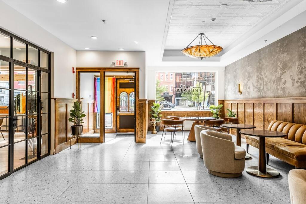 Dtwn Bangor, Historic Hotel, Coffee Shop In Building, # 105 Bangor